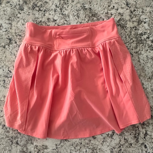 2 for 1 - SPANX Get Moving Skort 🤾🏻‍♀️🏌🏻‍♀️ - Picture 3 of 9